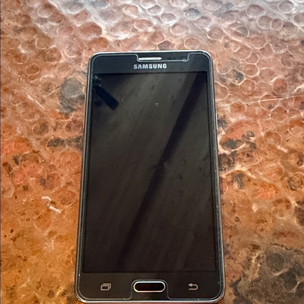 Samsung Smartphone in‎ Midnight Black